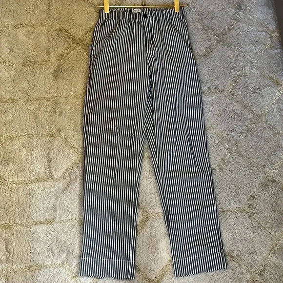 Brandy Melville White & Light Blue Striped Straight Leg Stretch Pants - Picture 1 of 5